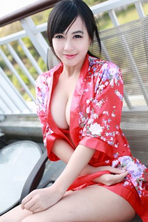 艳妇乳肉豪妇荡乳AV无码福利,艳母动漫在线观看