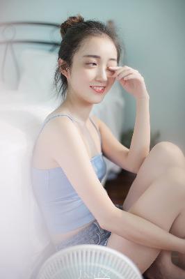 美丽小蜜桃