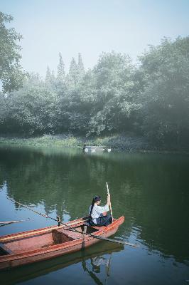 班主任家访天美传媒